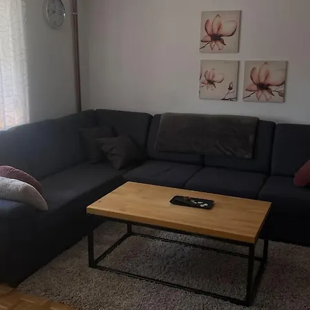 Apartment Apartman Bubi 15