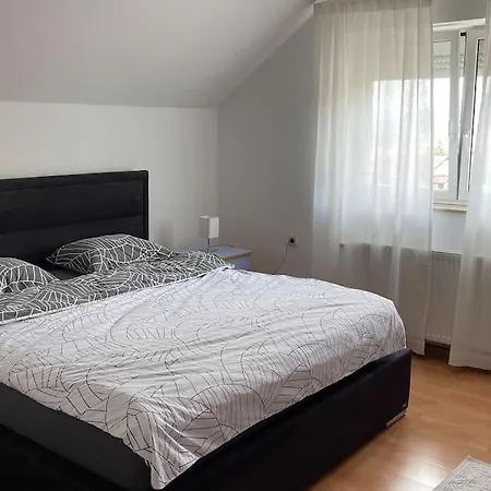 Apartman Bubi 15 Apartment *