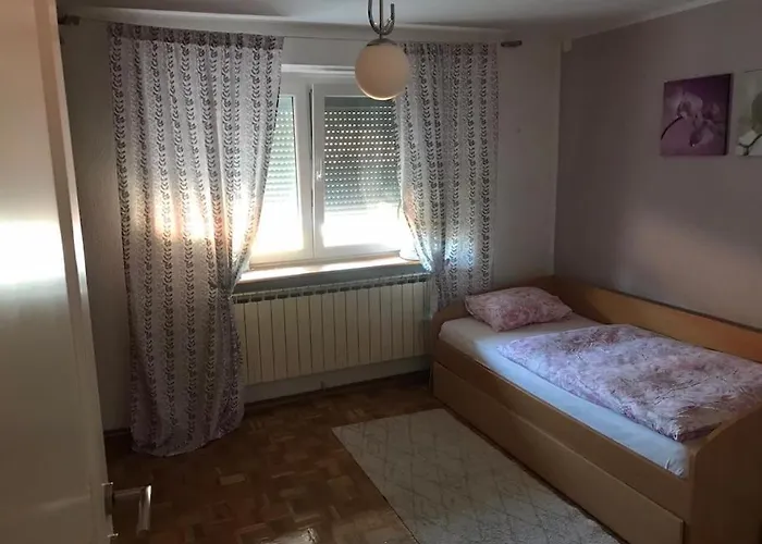 Apartment Apartman Bubi 15 *